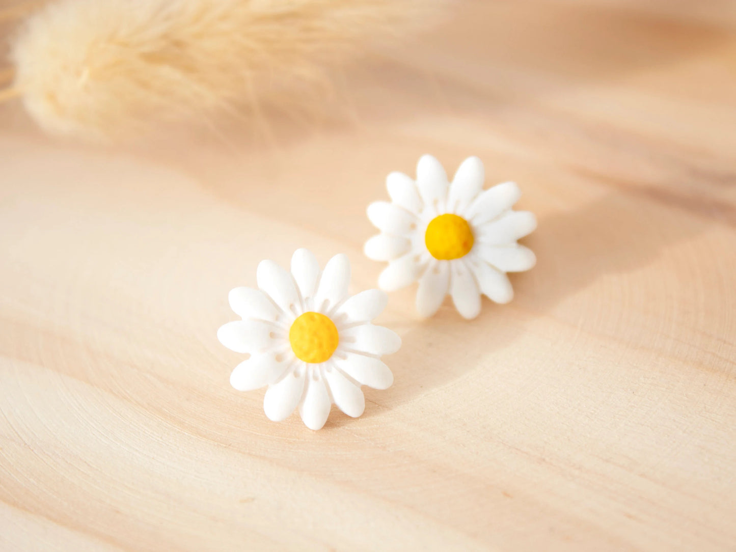 Handmade daisy clay stud earrings, hypoallergenic and lightweight