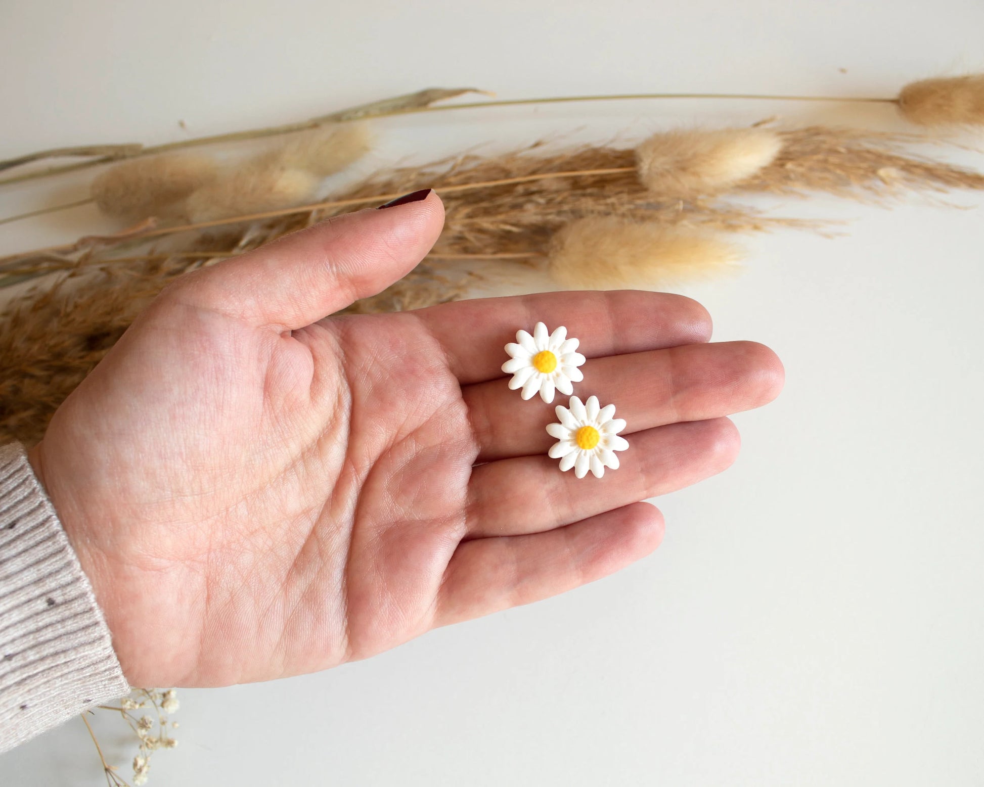 Small dainty flower earrings, perfect for everyday wear